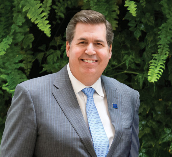 Колледж Гонзаги с солнцем